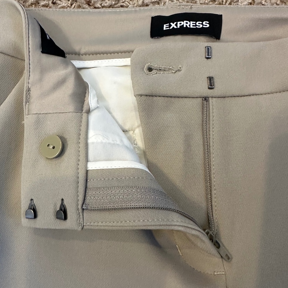 NWT Express Beige/Taupe Mid Rise Boot Supersoft Twill Pant - 4R - Picture 10 of 16